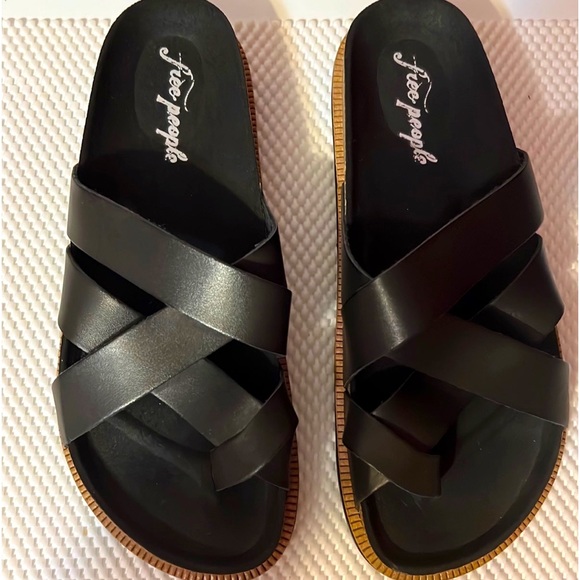 Free People | Shoes | Free People Ventura Footbed Sandals | Poshmark
